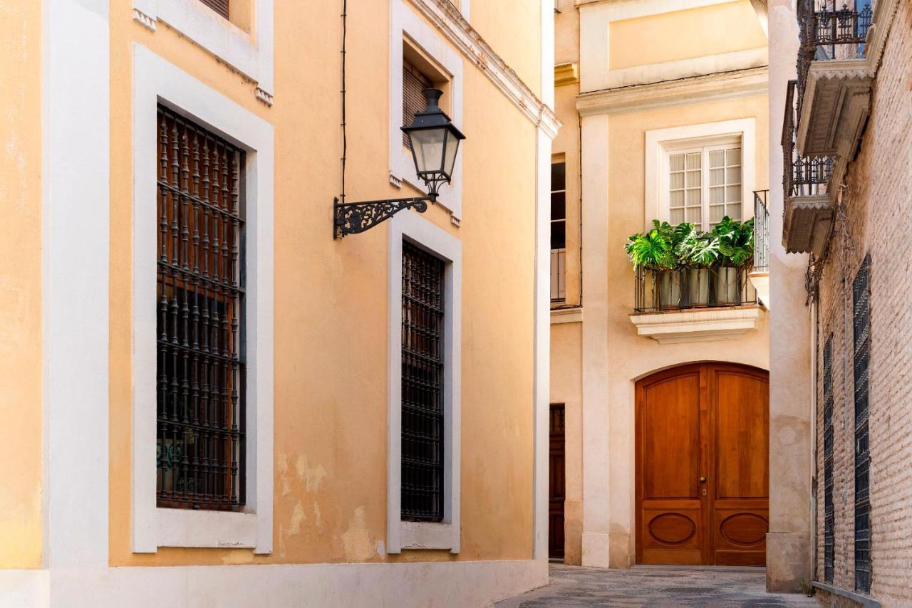 Genteel Home Pasaje Santa Cruz Севилья Экстерьер фото