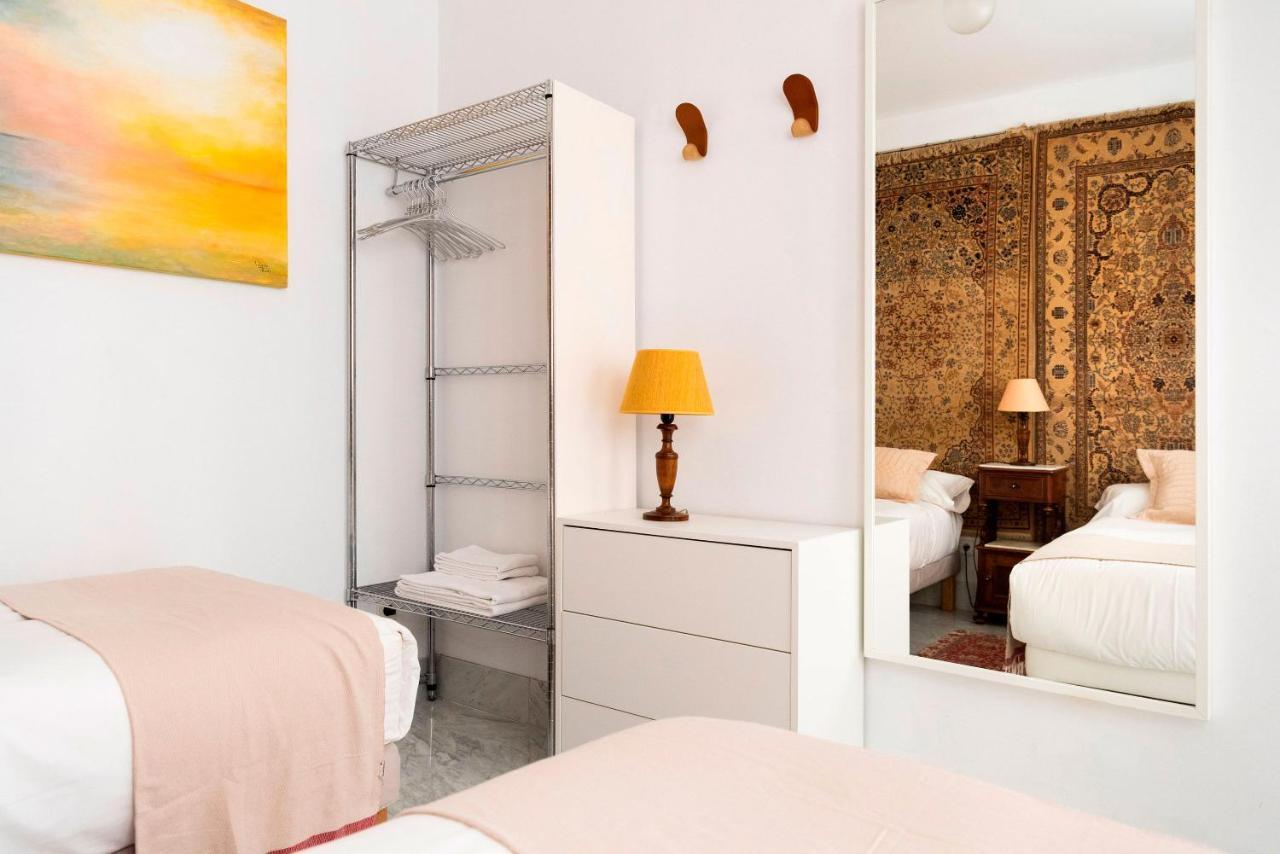 Genteel Home Pasaje Santa Cruz Севилья Экстерьер фото